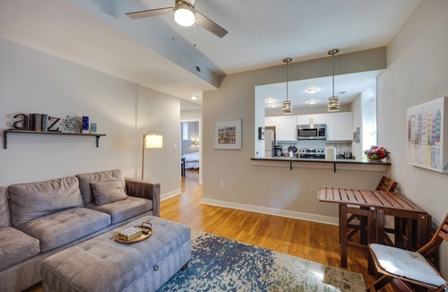 Monroe Ward Apartment | Chic Richmond Retreat w/Quaint Private Patio!