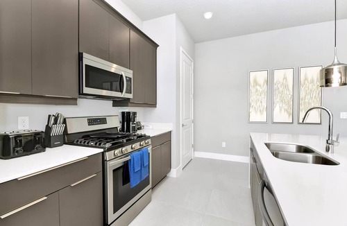 Reunion Hotel | Chill Condo near Disney with Resort & Waterpark Access - B49-117