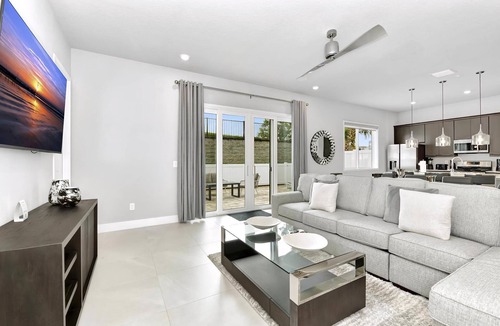 Reunion Hotel | Chill Condo near Disney with Resort & Waterpark Access - B49-117