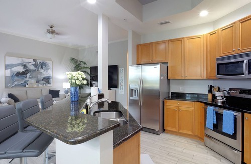 Bonita Shores Condo | CHOSEN BONITA'S FAVORITE with 85" TV and 2 KING BEDS!