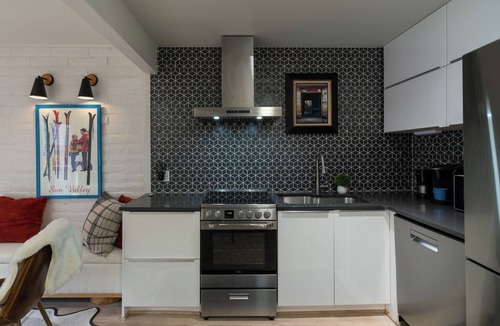 Ketchum Apartment | Christmas Availability! Studio Ketchum 2 blocks from downtown and walk to ski