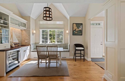 Cotuit House | Clams & Shells: 252-Co High End Cotuit Waterfront, Pool & Dock, Bring your Boat!