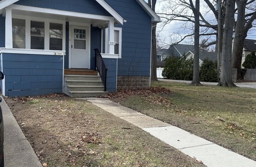 Royal Oak House | Classic 4-bedroom house in vibrant Royal Oak with AC and Wifi