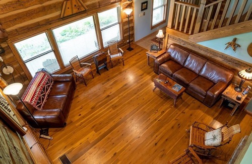 Taylorsville Cabin | Classic Kentucky Farm: Bluegrass - Bourbon - PGA -Firepit-Horse Country-WiFi