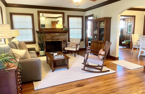 Tulsa House | Classy home w/deck & fenced yard only 2 blocks from the fairgrounds!