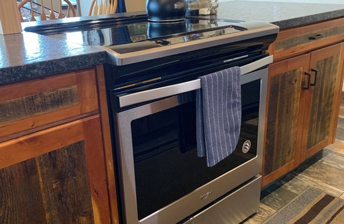 Tetonia House | Clean and cozy home with great amenities and amazing views.