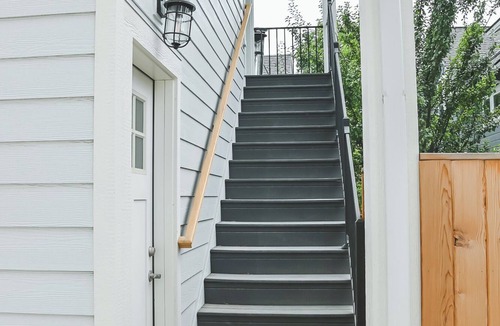 Garden District Apartment | Clean and Modern 1-Bedroom Apartment in Downtown Coeur d'Alene