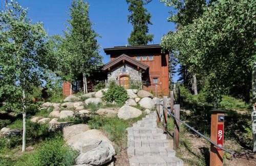 Tamarack Resort House | Clearwater Cottage 87 at Tamarack Resort by Casago McCall - Donerightmanagement