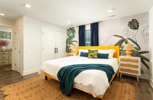Wilmington House | Close to Beach - 5BR Coastal Retreat - Sleeps 10