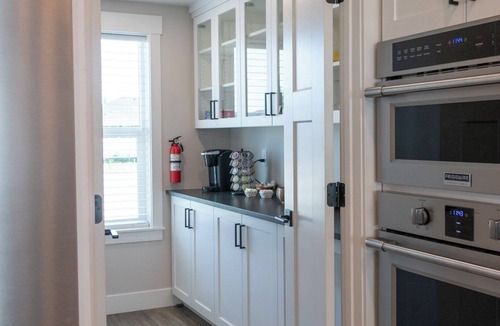 Sugar City Other | Close to BYU-I and YellowstonenNew Modern Farmhouse in a Family Neighborhood.