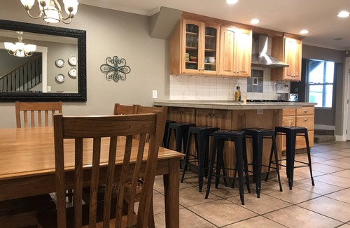Orem North House | Close to BYU, MTC, UVU, TEMPLES - 7 bedrooms-Theater-Piano-Steam Spa-Sport Court
