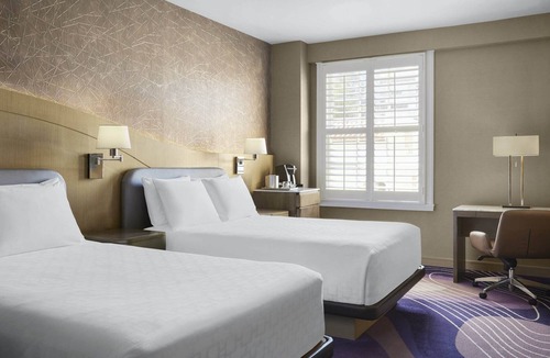 Pasadena Hotel | Close to Ice Skating Center and Museums! 2 Pet-friendly Units, Pool, Parking!