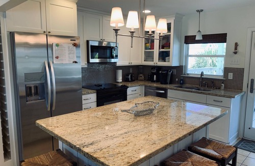 Pirates Beach House | Close to the Beach ! One short block to the beach.