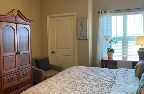 Northside Apartment | Coastal Comfort