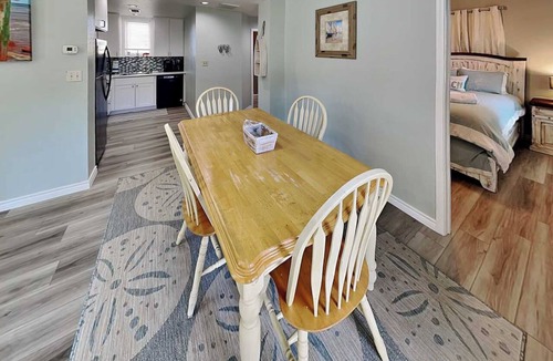 Leeward Sands House | Coastal Hideaway | Cozy + Pet-Friendly Retreat