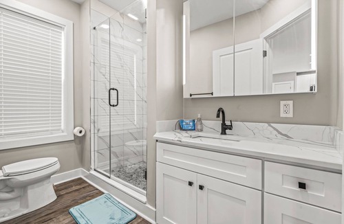 West Conshohocken Apartment | Colorful King Bed Apt w/Large Kitchen and Game Room