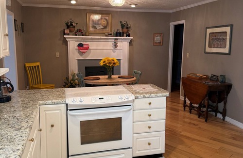 Dalton House | Come and stay at our waterfront 3200 sq ft Guest House!