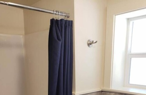 Gardiner House | Comfort and Convenience! Parking, Pool, Near North Entrance of Yellowstone Park
