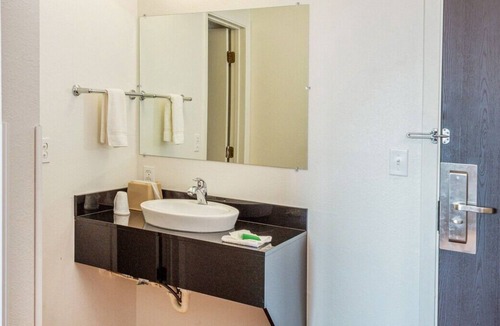 Shelby House | Comfort and Convenience! 2 Sleek Units, Free Parking, Pets Allowed