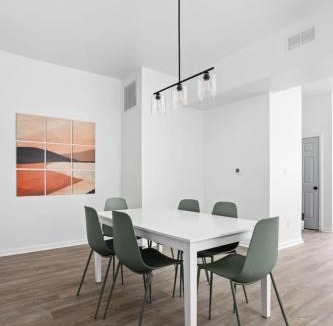 Holy Cross House | Comfort & Convenience in Circle City Family Home