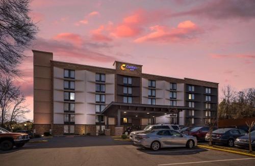 Executive Park Hotel | Comfort Inn Charlotte Airport Uptown