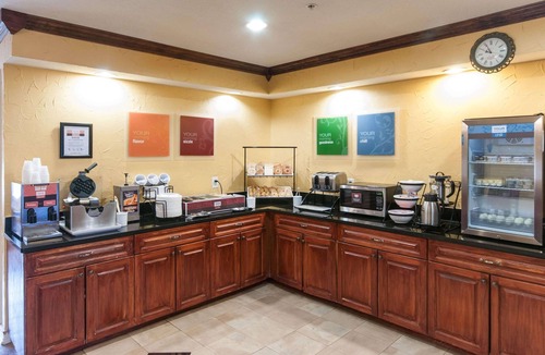 Conroe Hotel | Comfort Inn North Conroe