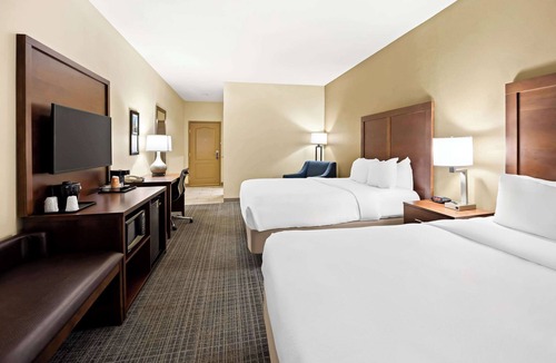 Archdale Hotel | Comfort Inn & Suites High Point - Archdale