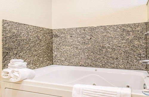Sheridan Hotel | Comfort Inn & Suites Sheridan