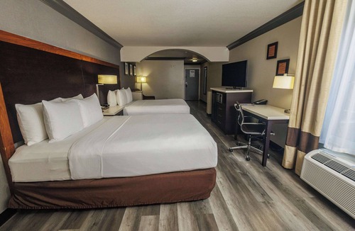 North Hollywood Hotel | Comfort Inn & Suites Near Universal - N. Hollywood - Burbank