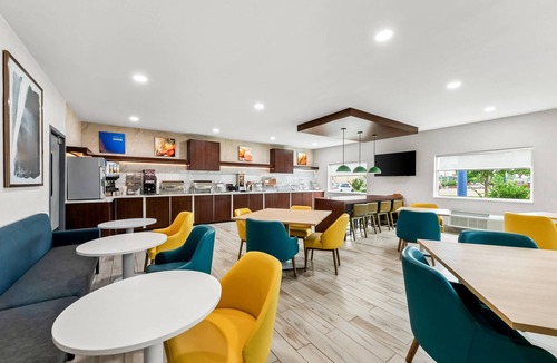 Longview Hotel | Comfort Suites Longview North