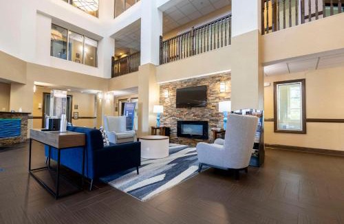 Springfield Hotel | Comfort Suites Springfield I-70