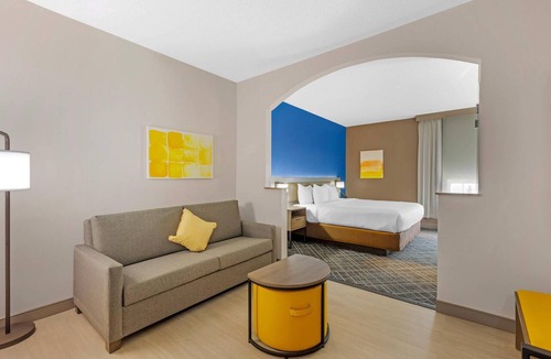 Sumter Hotel | Comfort Suites Sumter near Shaw AFB