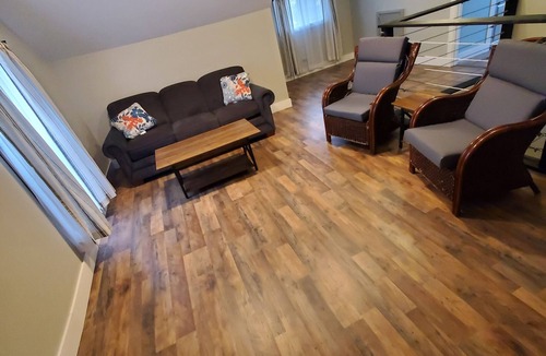 Wapakoneta House | Comfortable 3 Bedroom Home, Free Parking, WIFI