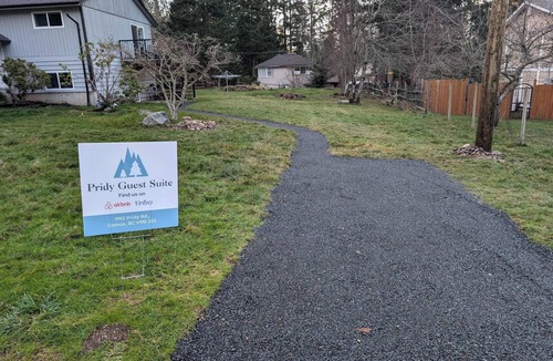 Comox House | Comfortable Home in the Comox Valley