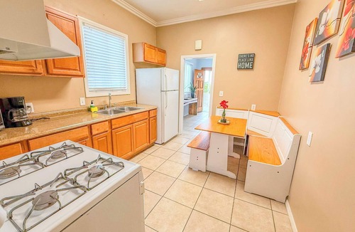 Bankers Hill Cottage | Comfy 3bd/2ba home steps from Little Italy