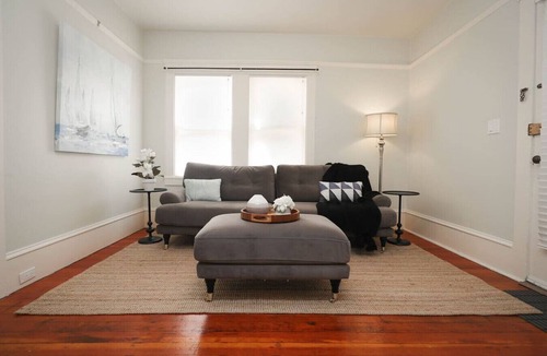 Piedmont Avenue Apartment | Comfy Family-Friendly 2BR Near Piedmont w/Parking