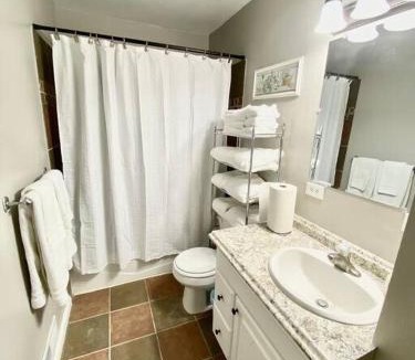 Pocatello House | Comfy Pocatello home-central to park and grocery