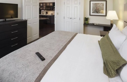 Westchase House | Comfy Unit, Kitchen, Near Attractions, Pool