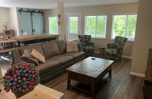 Wallace House | Completely renovated bungalow on South Hill steps from quaint downtown Wallace!