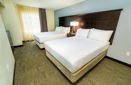 Hillsboro Condo | Condo ∙ 1 bedroom ∙ 4 guests