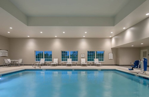 Hillsboro Condo | Condo ∙ 1 bedroom ∙ 4 guests