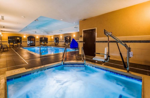 Bismarck Condo | Condo ∙ 2 bedrooms ∙ 4 guests