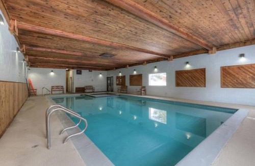 Big Sky Meadow Village Apartment | Condo Adjacent Nordic Ski, Fireplace & Indoor Pool