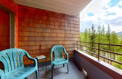Big Sky Condo | Condo near Big Sky Mountain Village with shared tennis & views of Lone Peak