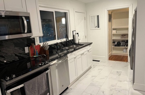 Durham Condo | Contemporary Home. Close to Downtown.