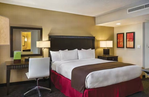Little Tokyo Hotel | Contemporary Downtown Stay w/Easy Access to Top Spots – Central Area