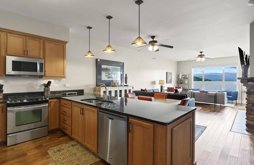 Sandpoint Condo | Contemporary, Views Yr Round- Seasons at Sandpoint