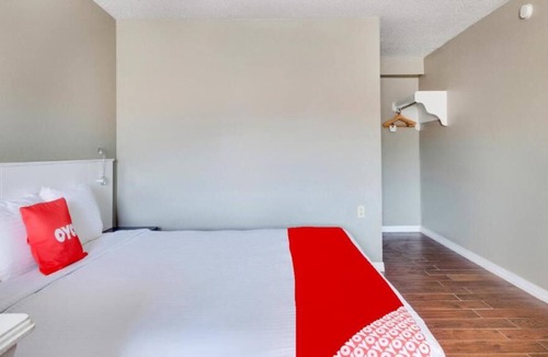 Elk City House | Convenient Location! Few Minutes Drive to National Route 66 Museum, Ackley Park