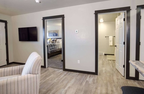 Butte House | Copper King Extended Stay Collection - Fully Furnished 2 bedroom duplex house