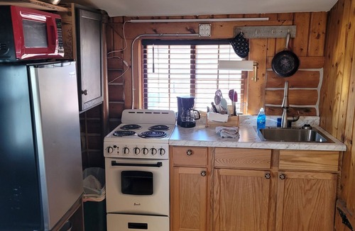Saratoga Cabin | CopperLine Lodge